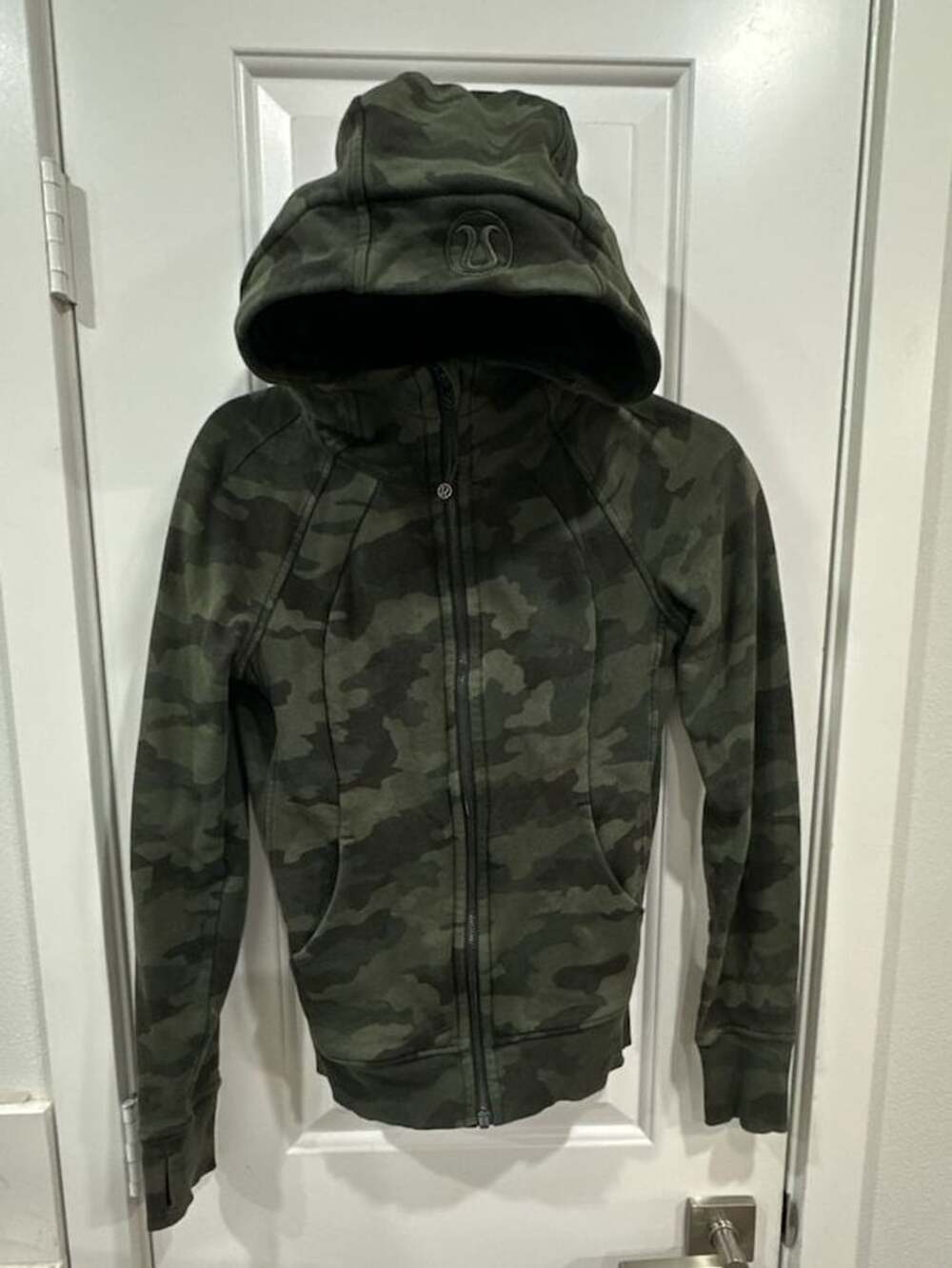 Lululemon Scuba Hoodie Full Zip Jacket Green Camo Size 4